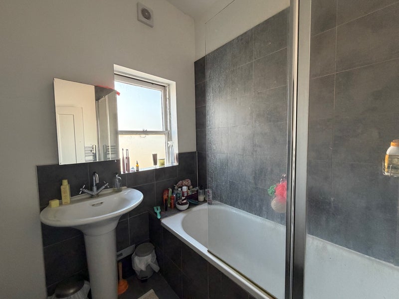 Room Muswell Hill Broadway in Greater London