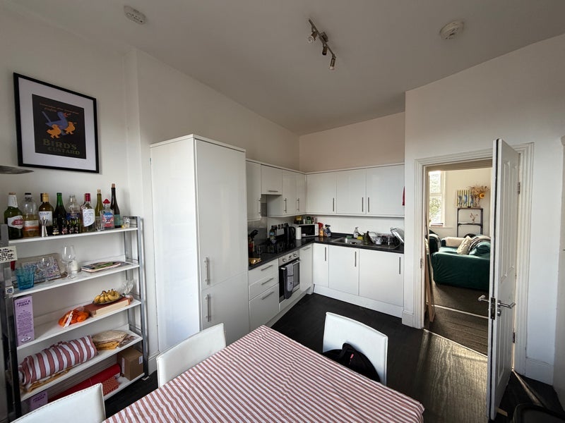 Room Muswell Hill Broadway in Greater London