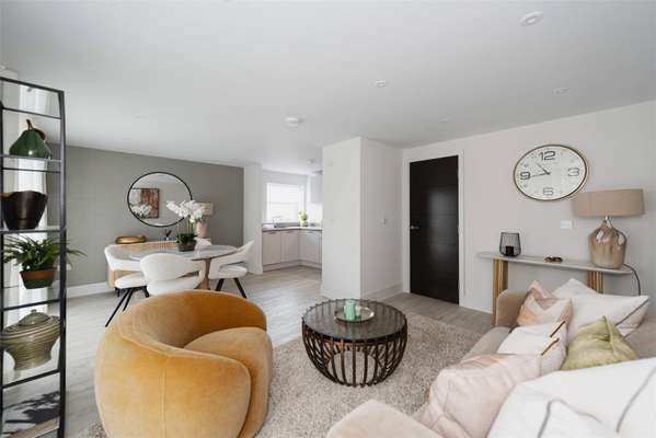 Flat South Road in Folkestone and Hythe District