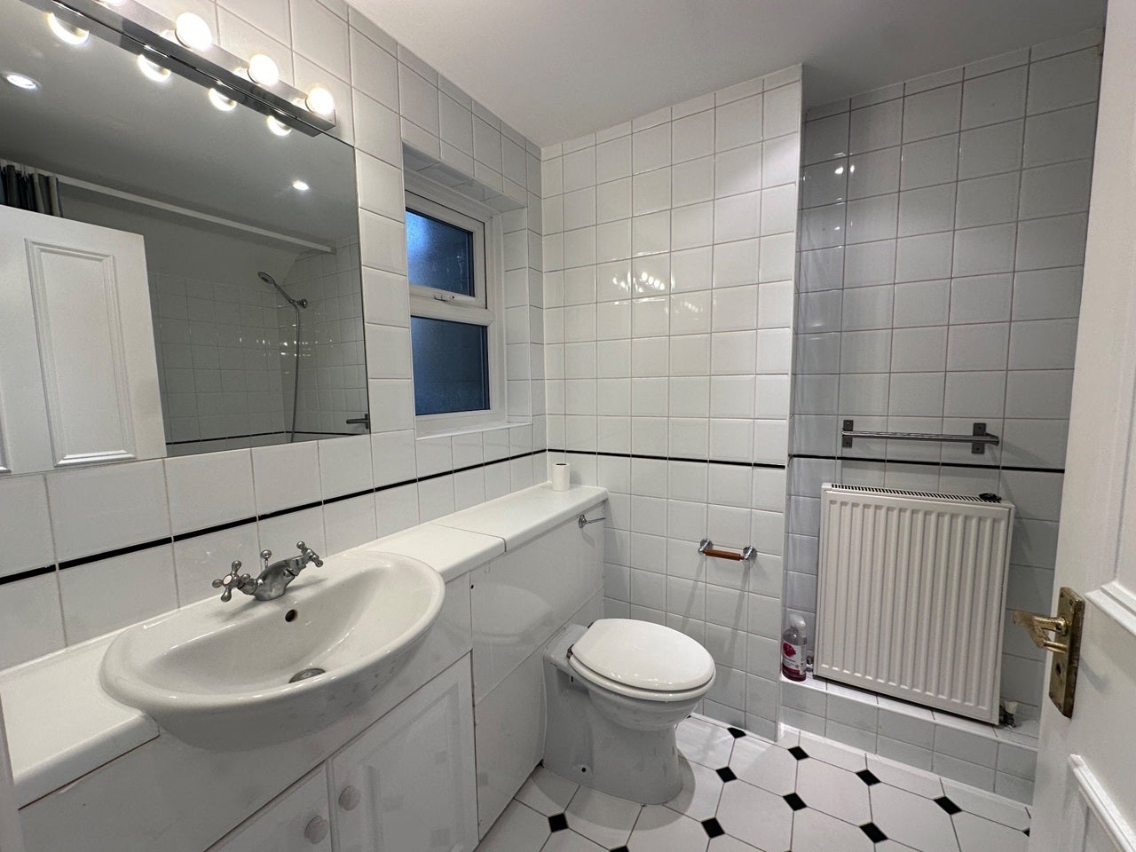 Flat Muswell Hill Broadway in Greater London