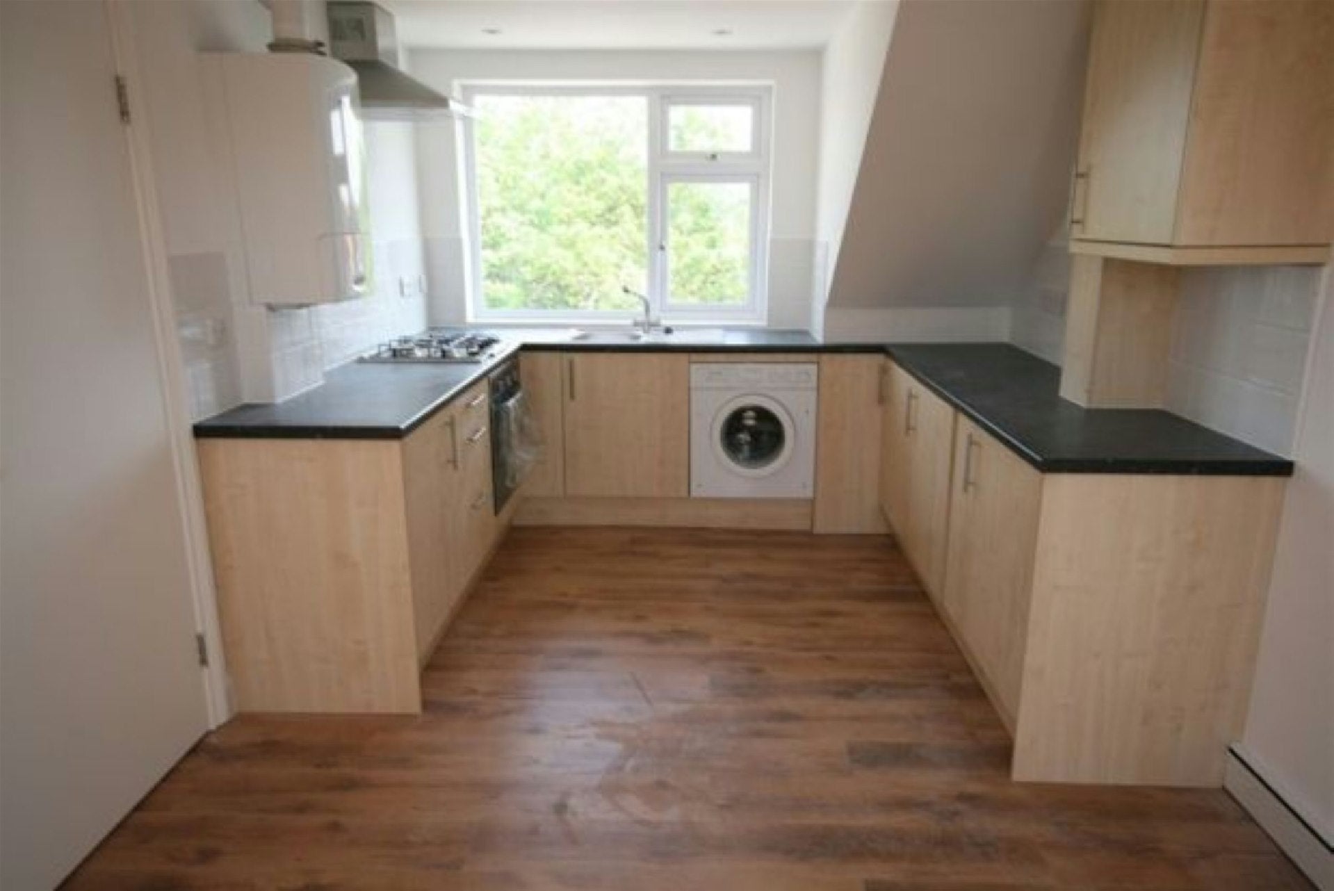 Flat Chessington Road in Epsom and Ewell