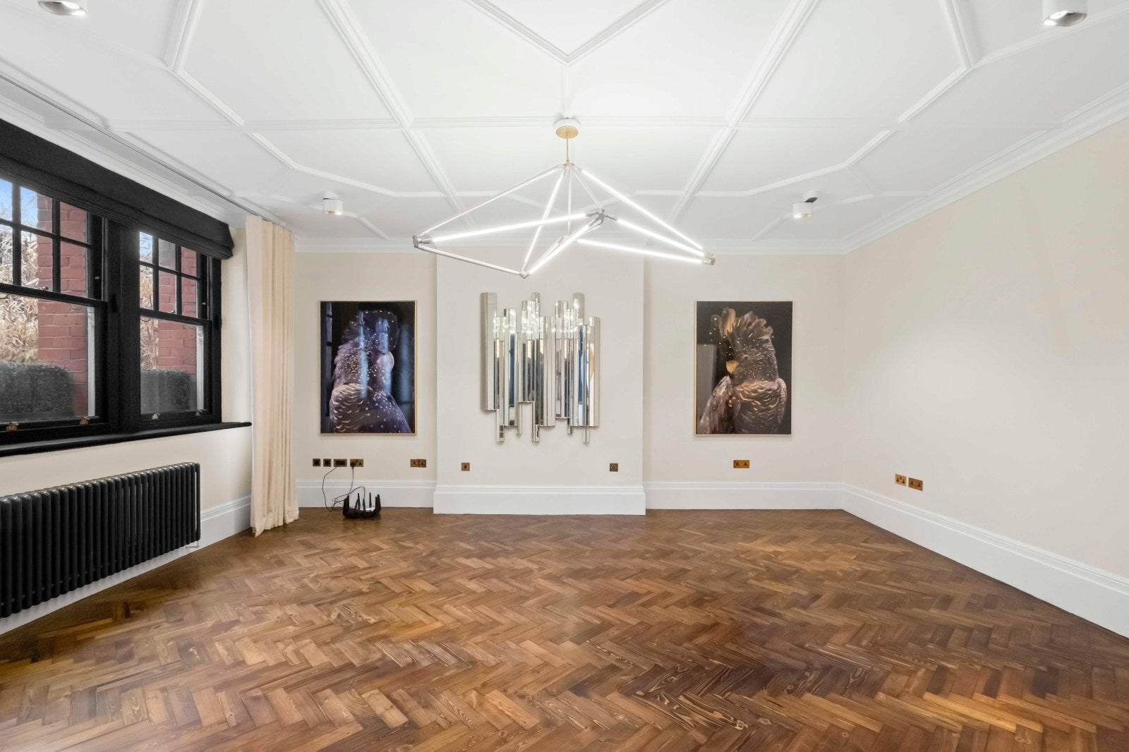 Flat Oakwood Court in Greater London