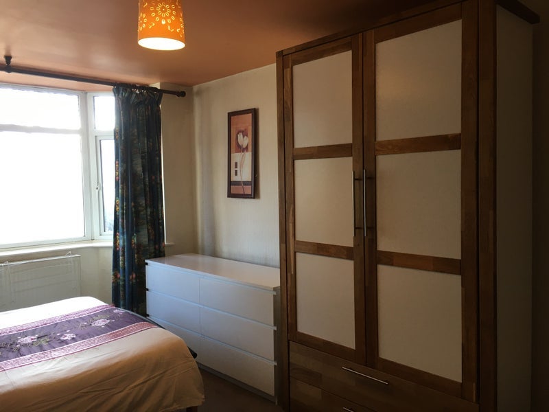 Room Oval Road in Birmingham
