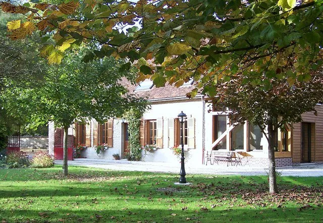 Room Rue de Noirat in Fouchères