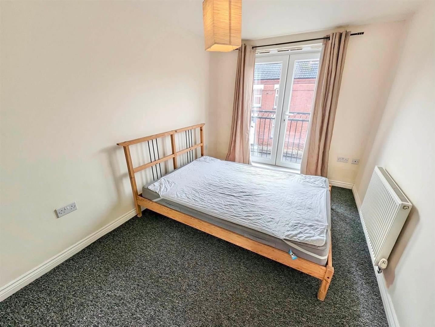 Flat Signet Square in Coventry