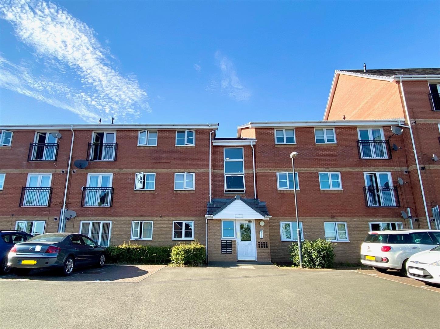 Flat Signet Square in Coventry