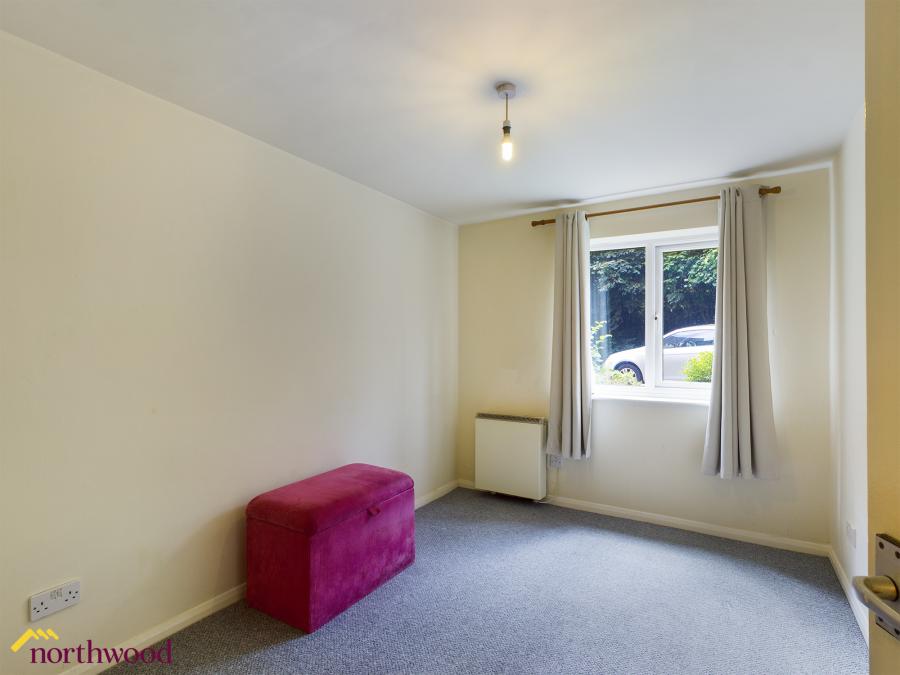Flat Old Parr Close in Cherwell District
