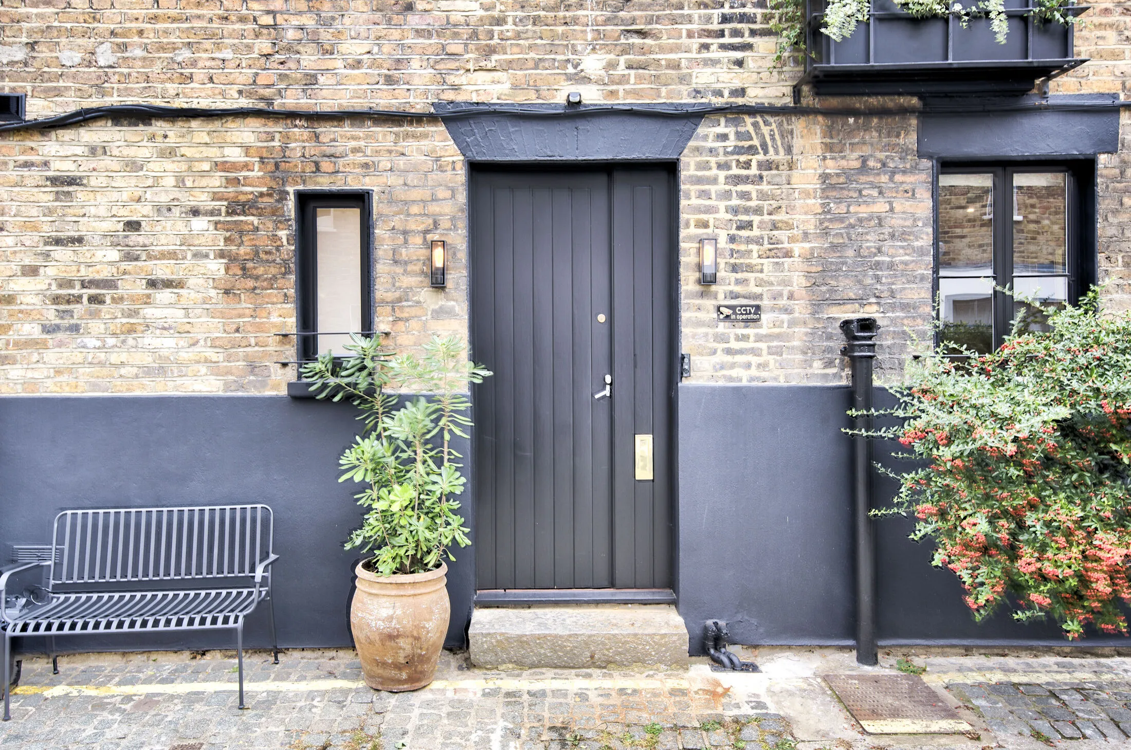 House Warwick Avenue in City of Westminster