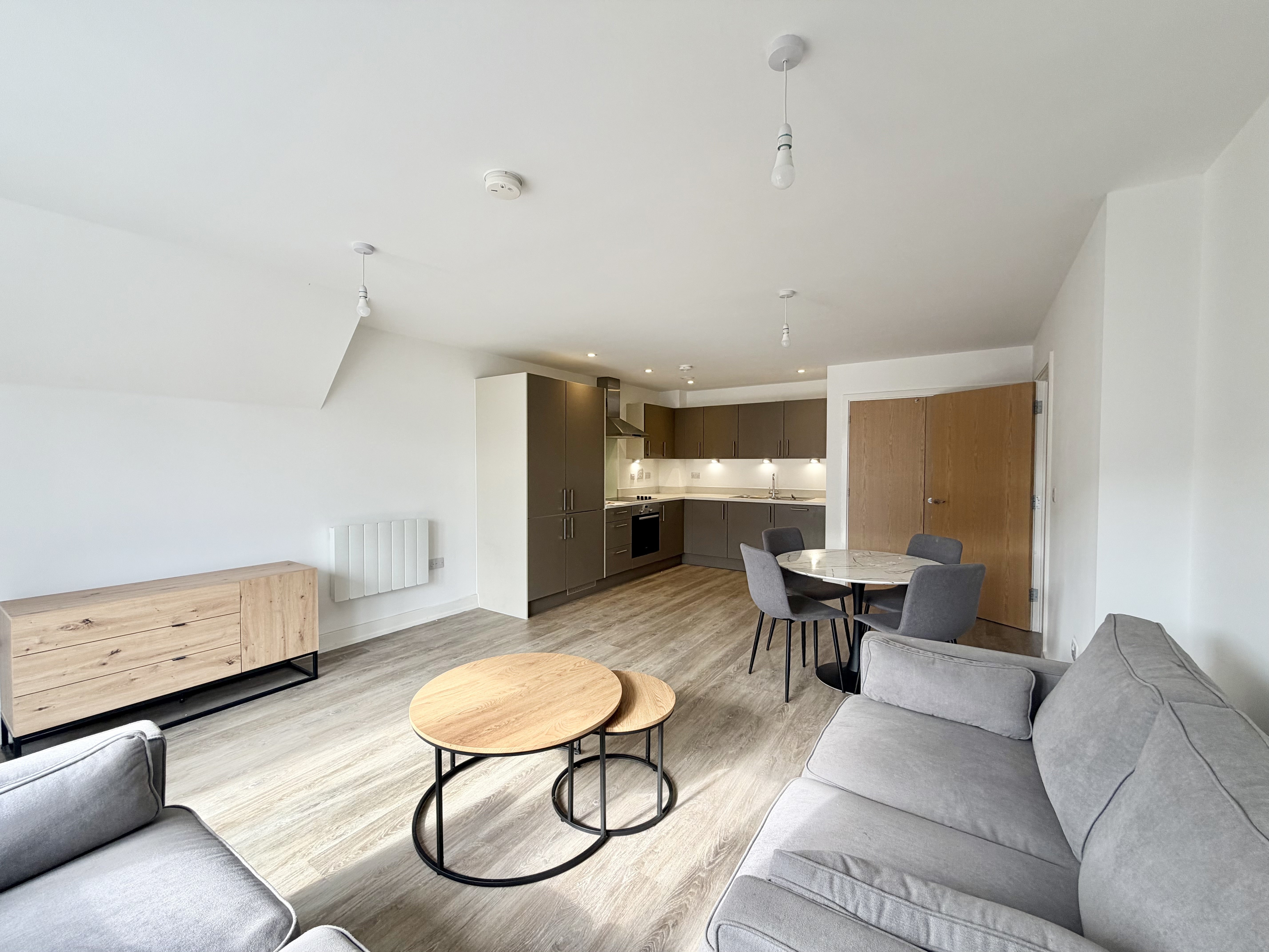 Flat Holmbush Mews in Horsham