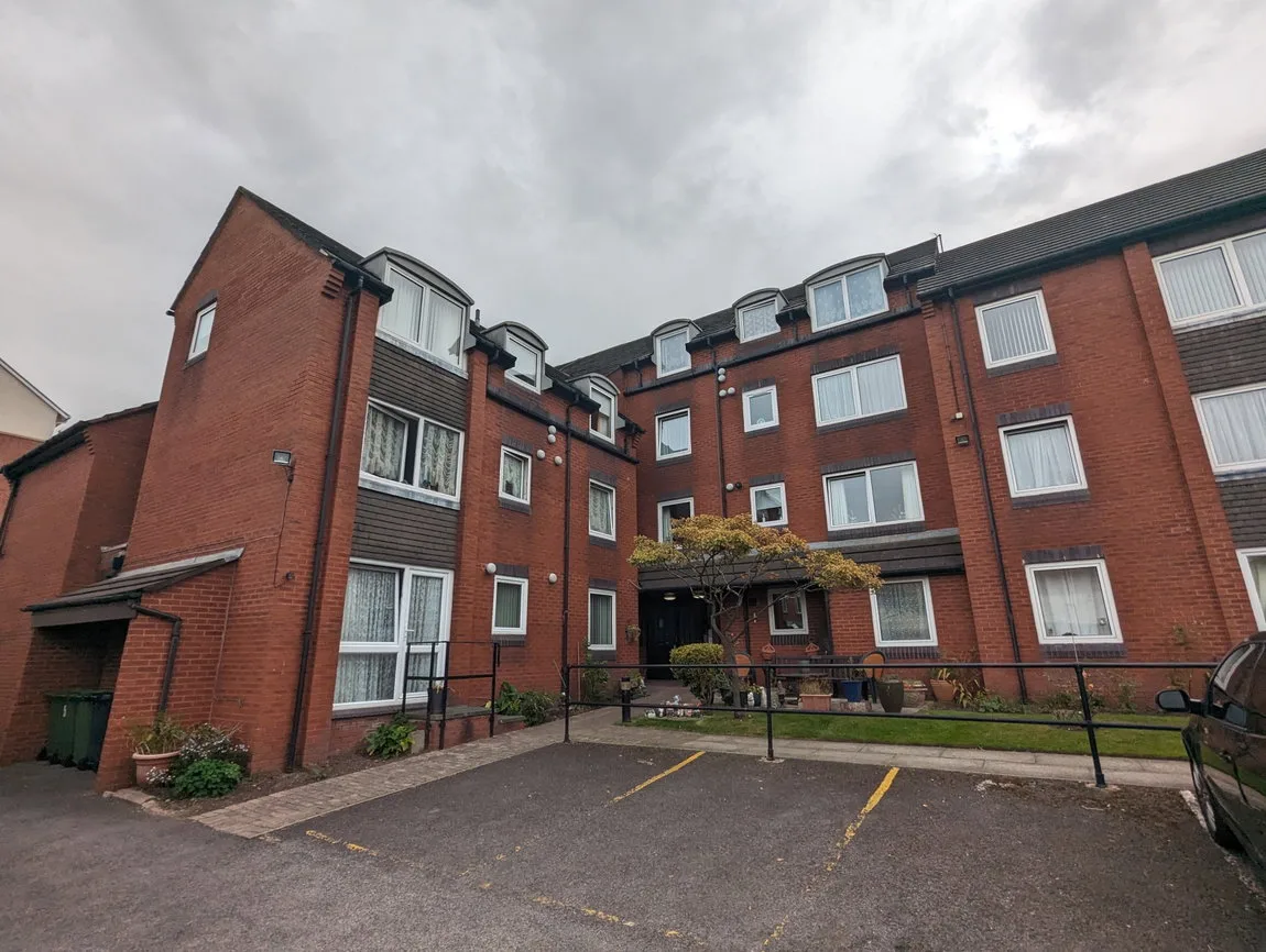 Flat Hoghton Street in Southport
