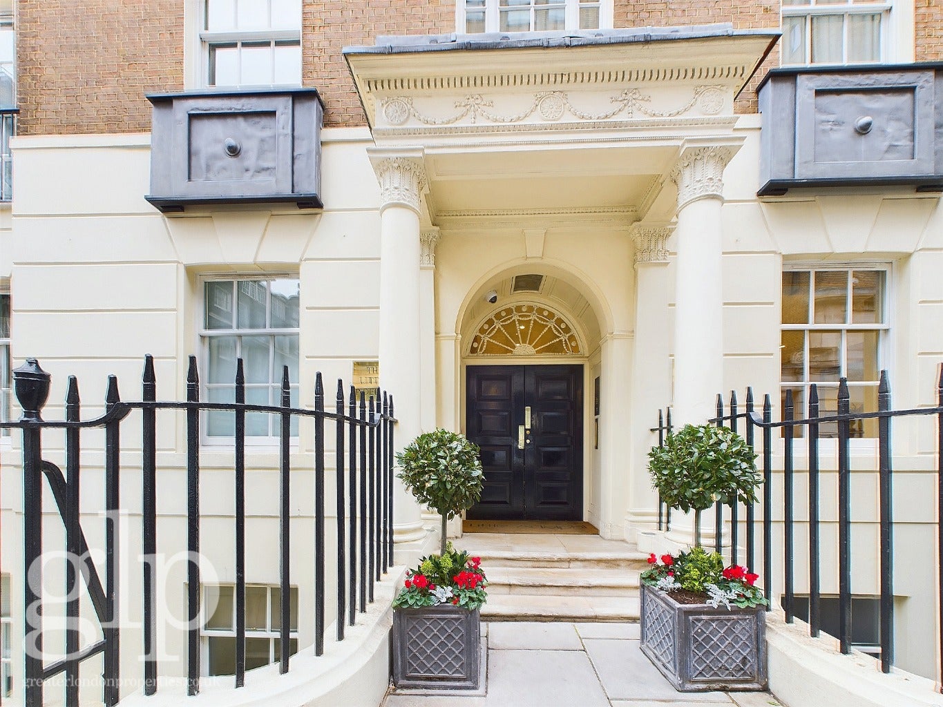 Flat John Adam Street in City of Westminster