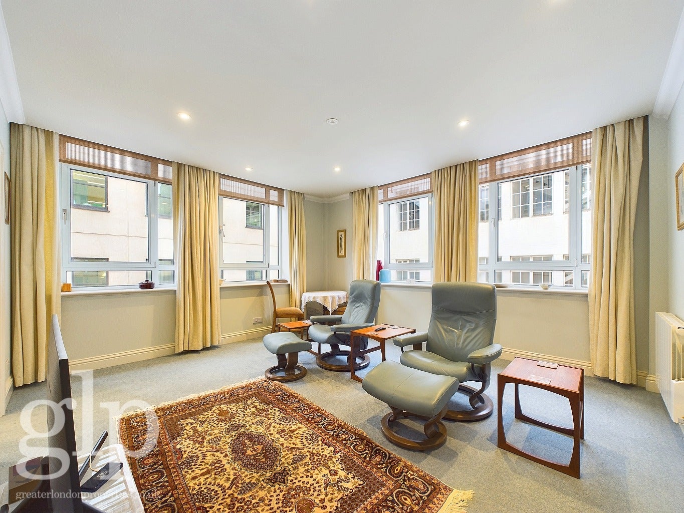 Flat John Adam Street in City of Westminster