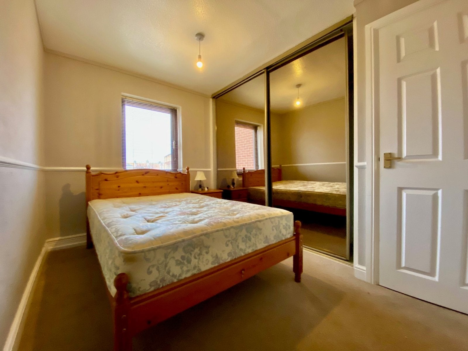 Flat Robinson Row in Hull