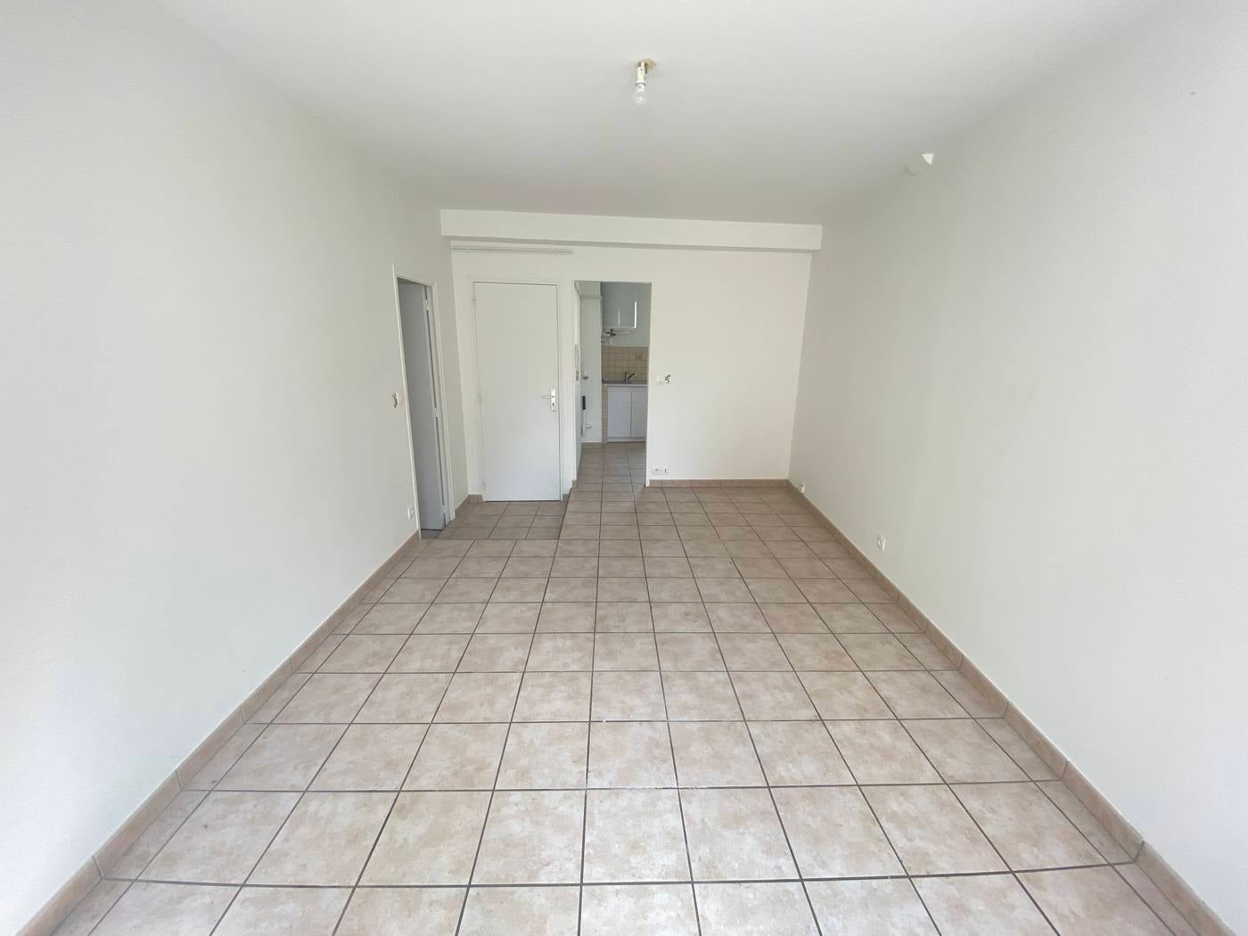 Flat Rue du Palais de Justice in Coulommiers