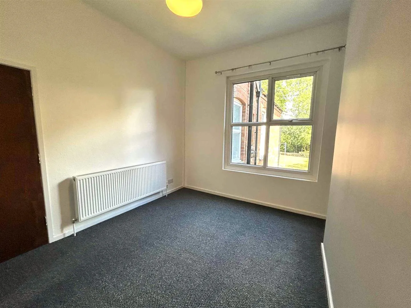 Flat Northfield Road in Birmingham