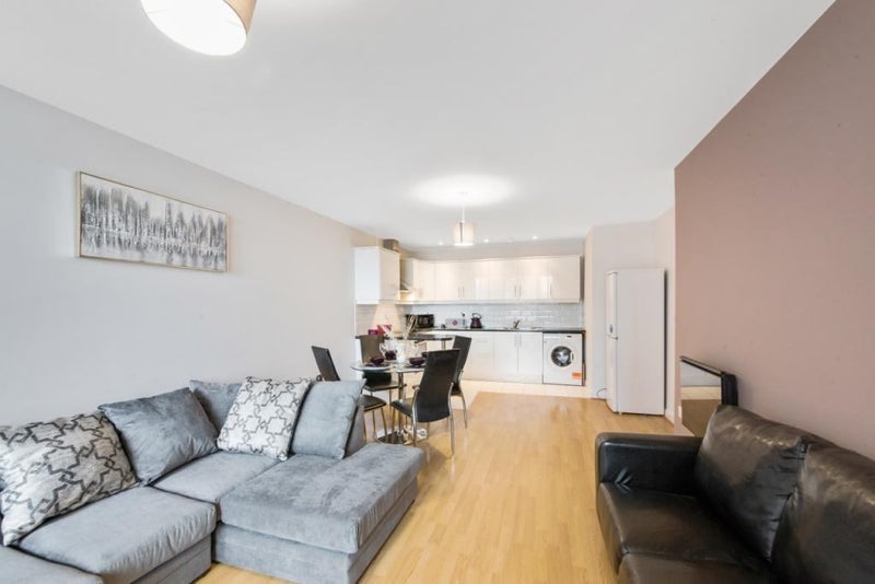 Room Mill Road in Greater London