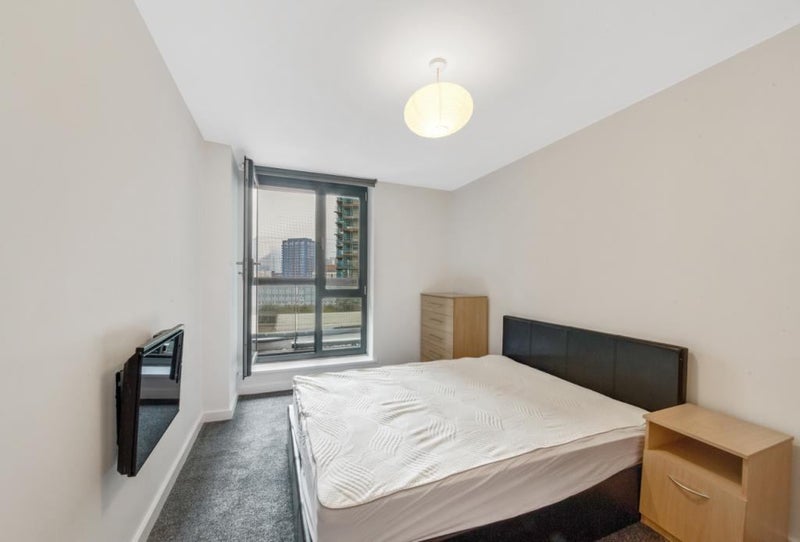 Room Mill Road in Greater London