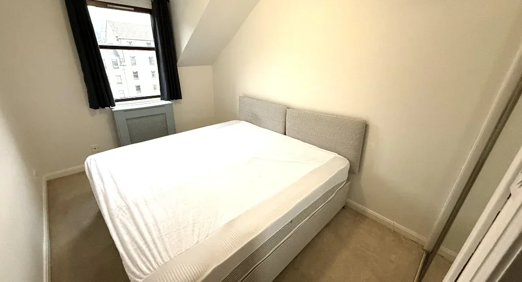 Flat Millside Terrace in Aberdeen City