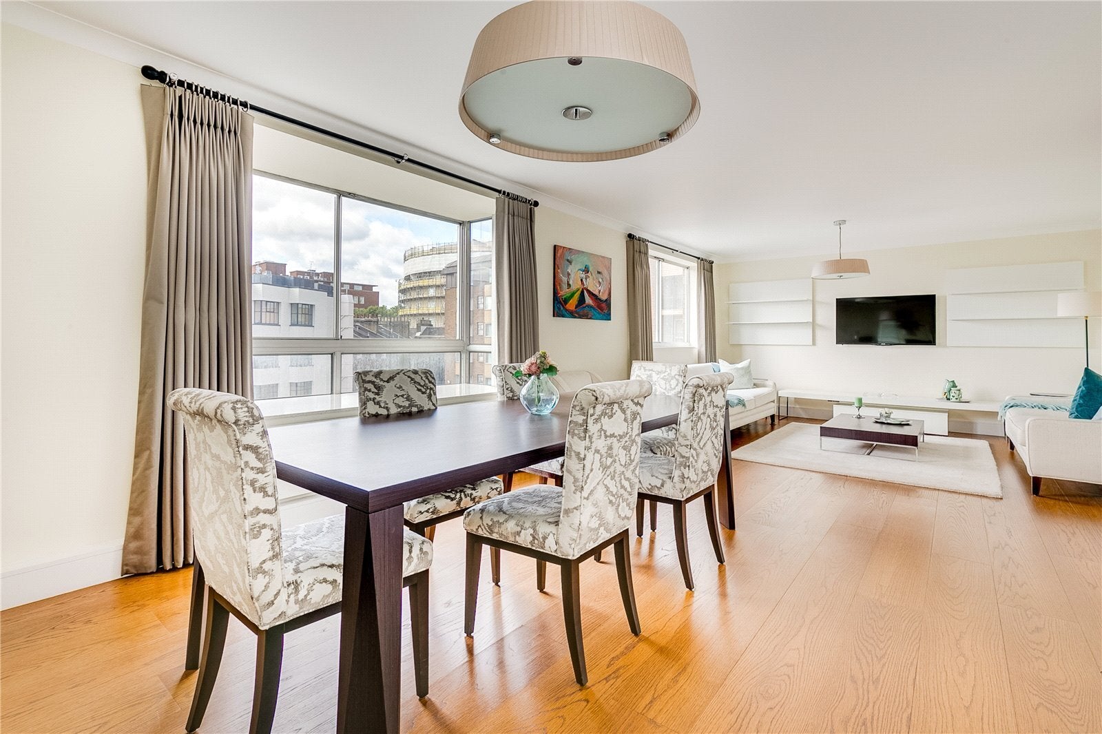 Flat Halkin Arcade in City of Westminster