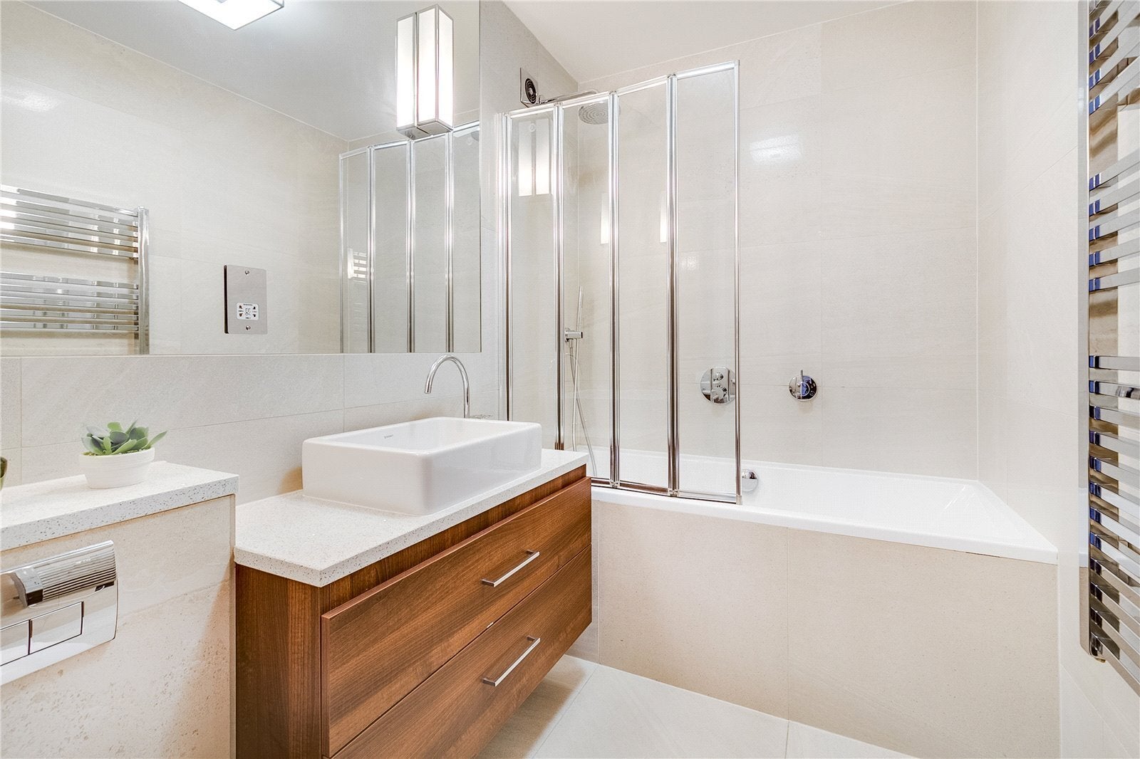 Flat Halkin Arcade in City of Westminster