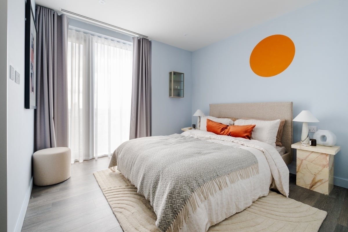 Flat Cherry Park Lane in Greater London
