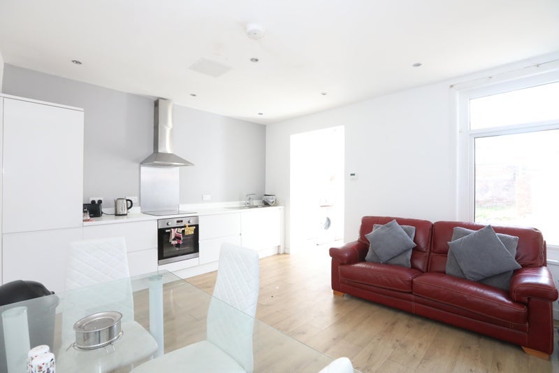 Room Nags Head Hill in Bristol