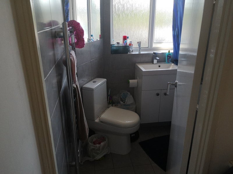 Room Maitland Close in Greater London