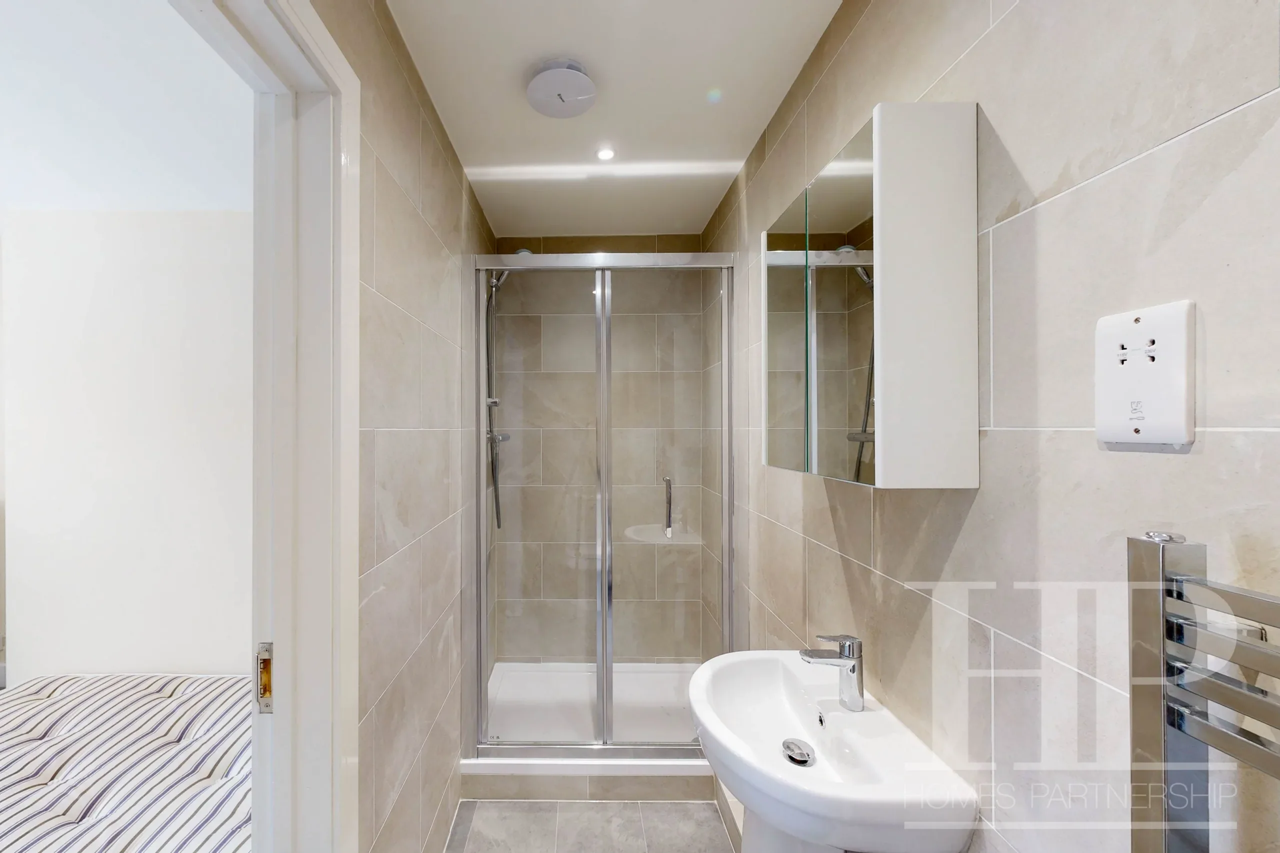 Flat Albany Road in Crawley