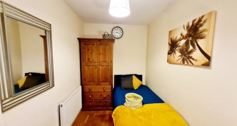 Room Charter Avenue in Coventry