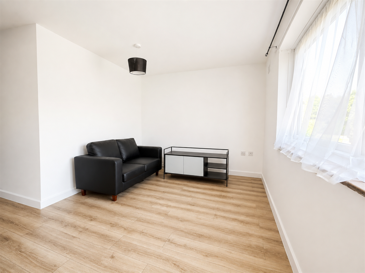 Flat Dearne Walk in Bedford