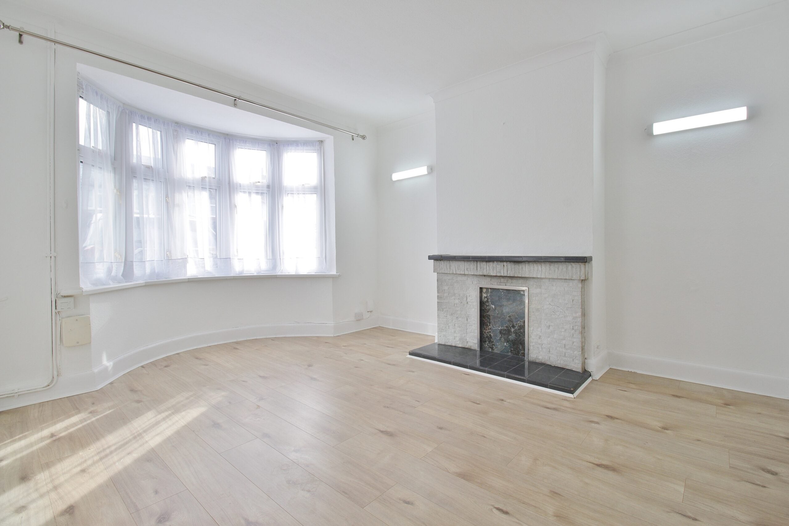 House Ash Grove in Greater London