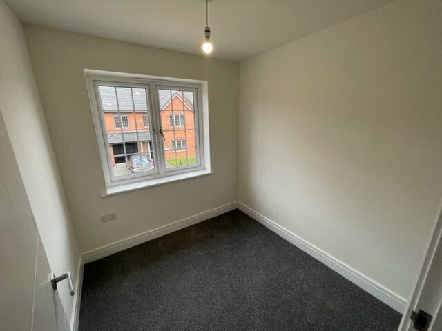 Flat Cherry Avenue in Harborough