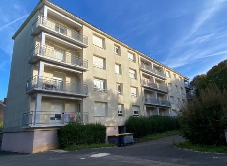 Appartement Rue de Bel Air à Saint-Sauveur-en-Puisaye