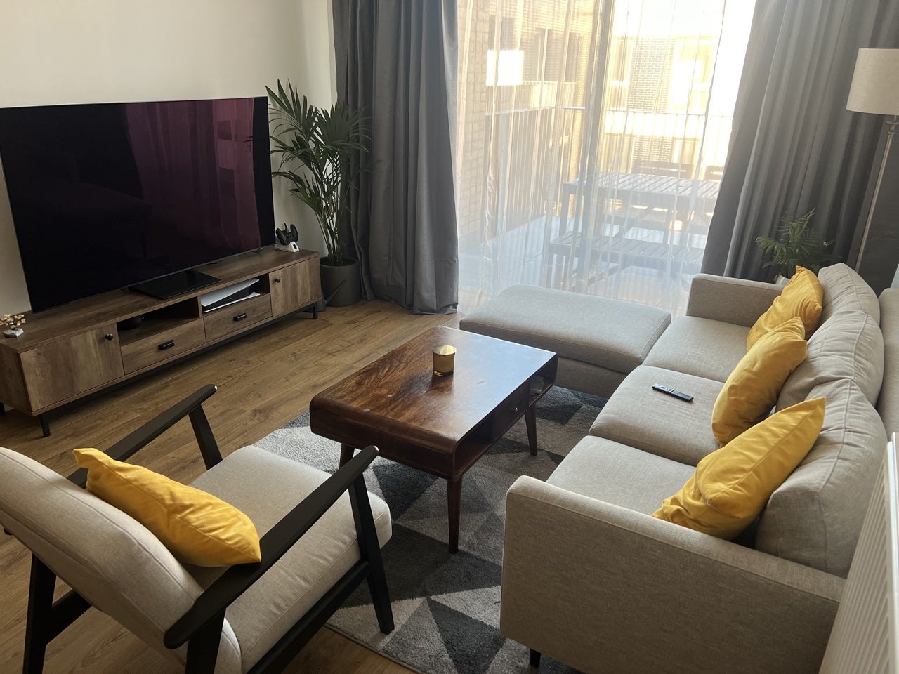 Room Prout Grove in Greater London