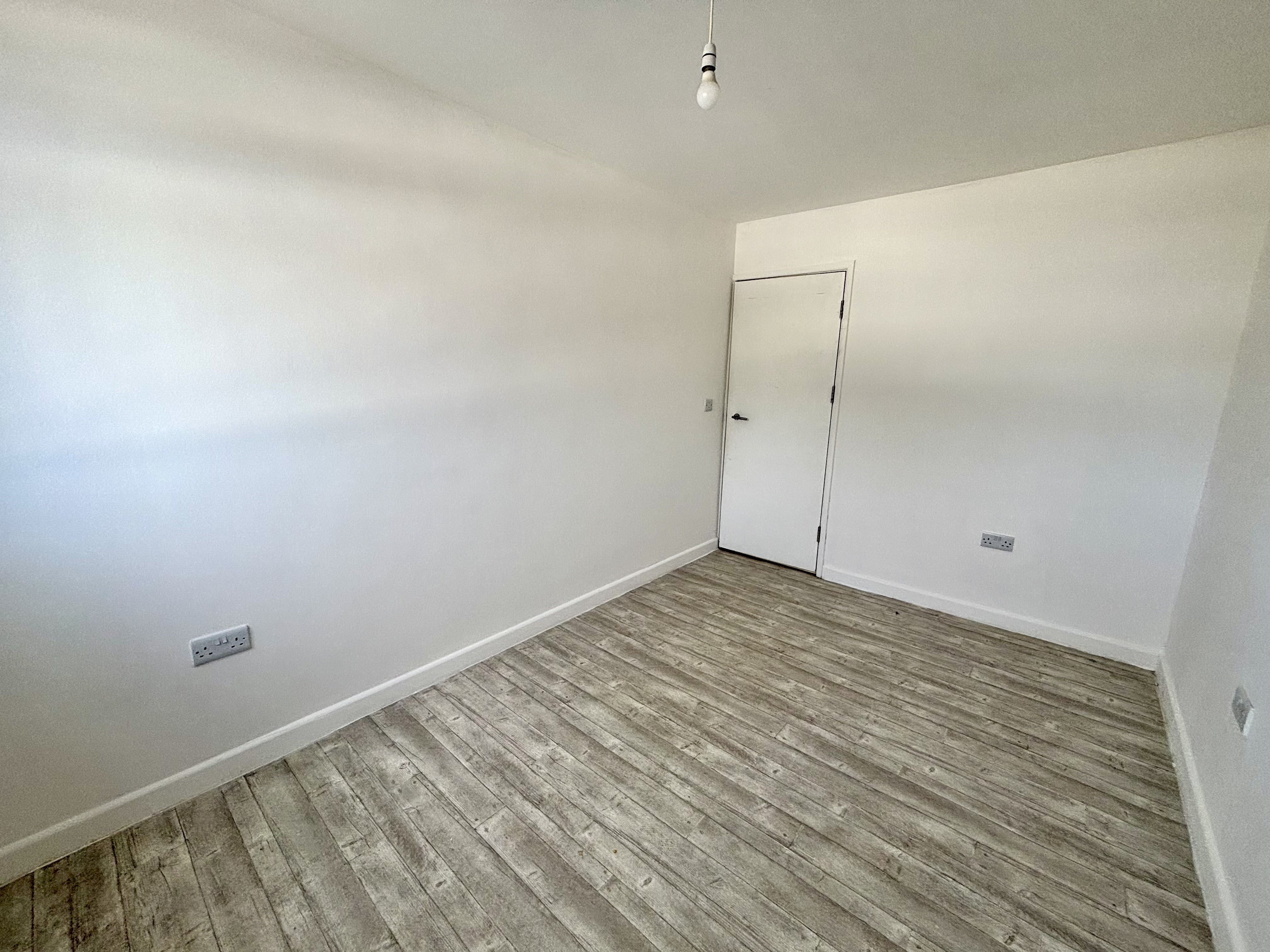 Flat Glebe Close in Breckland District