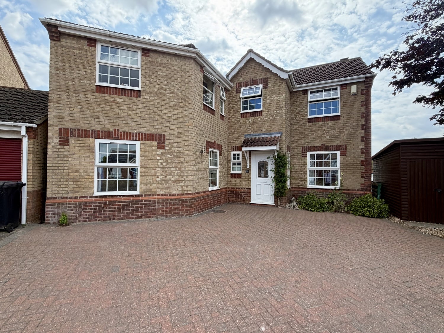 House Russell Crescent in North Kesteven