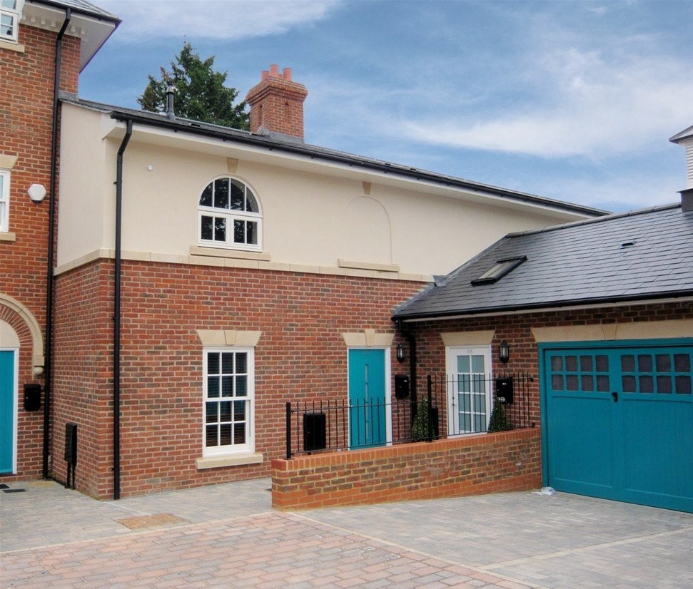 House Quoitings Drive in Marlow