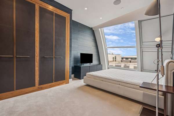 Flat North Audley Street in City of Westminster