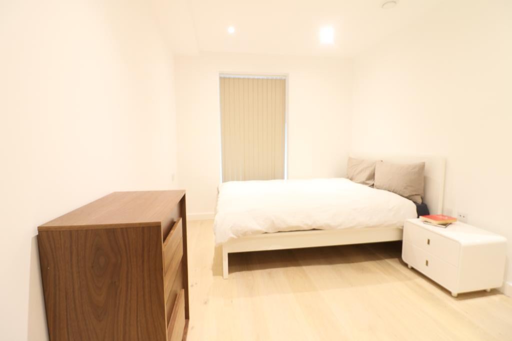 Flat Pentonville Road in Greater London
