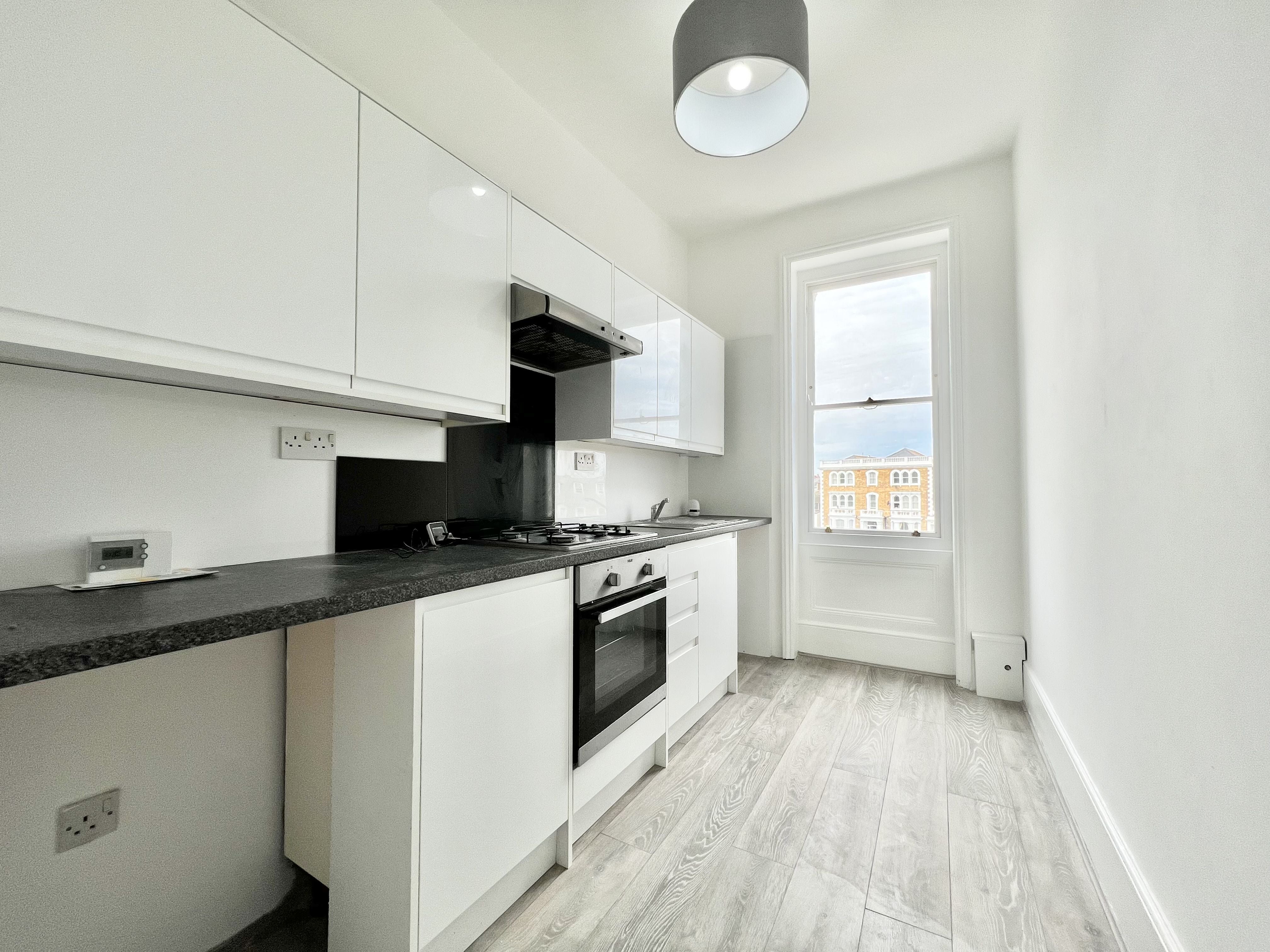 Flat Dalby Square in Thanet
