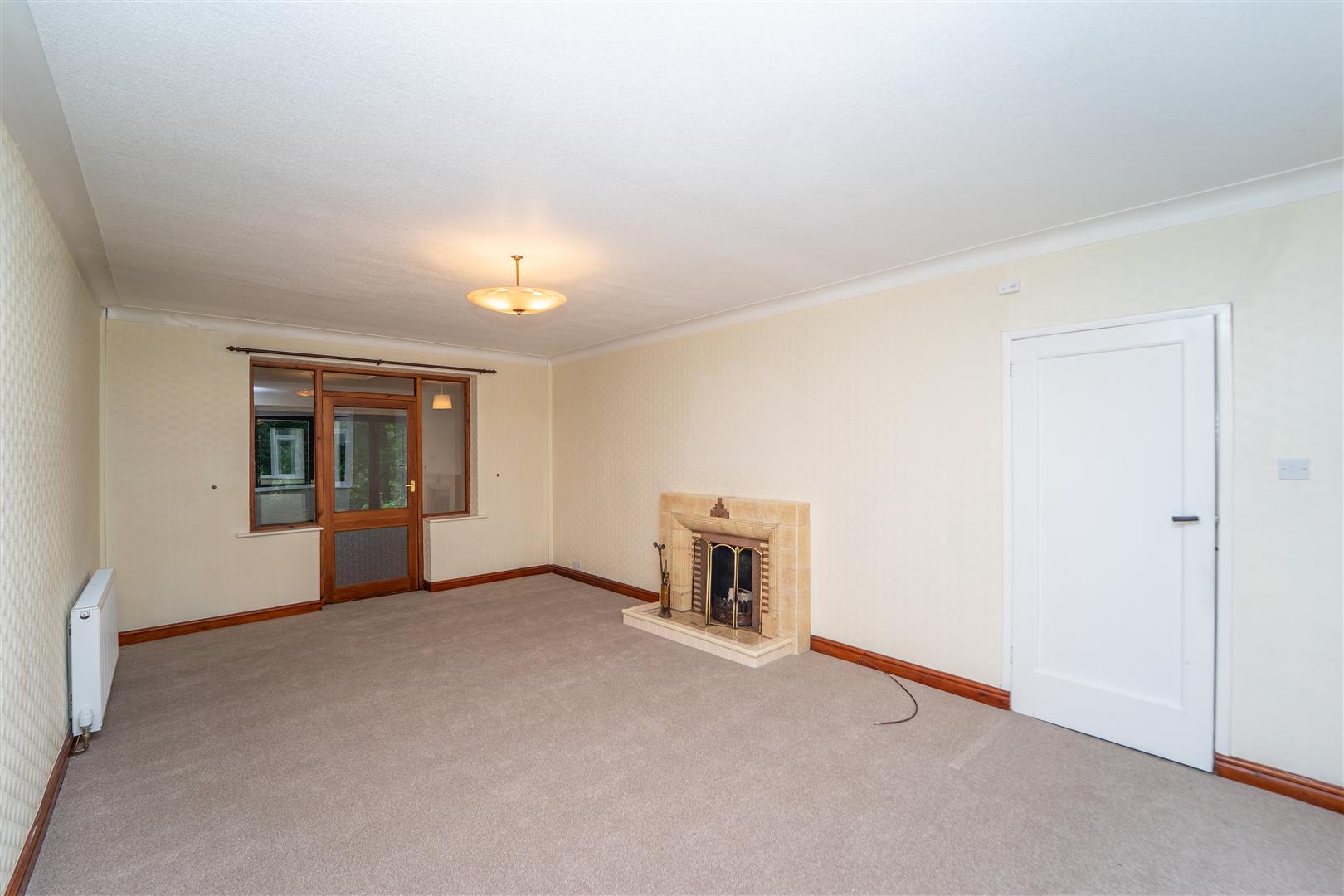 Flat Sunningdale Avenue in Lancaster
