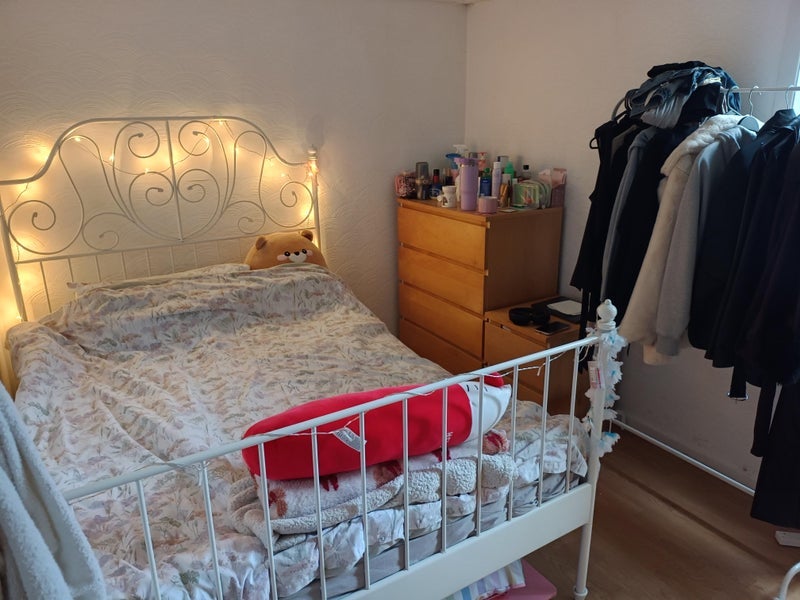 Room Dumbiedykes Road in City of Edinburgh