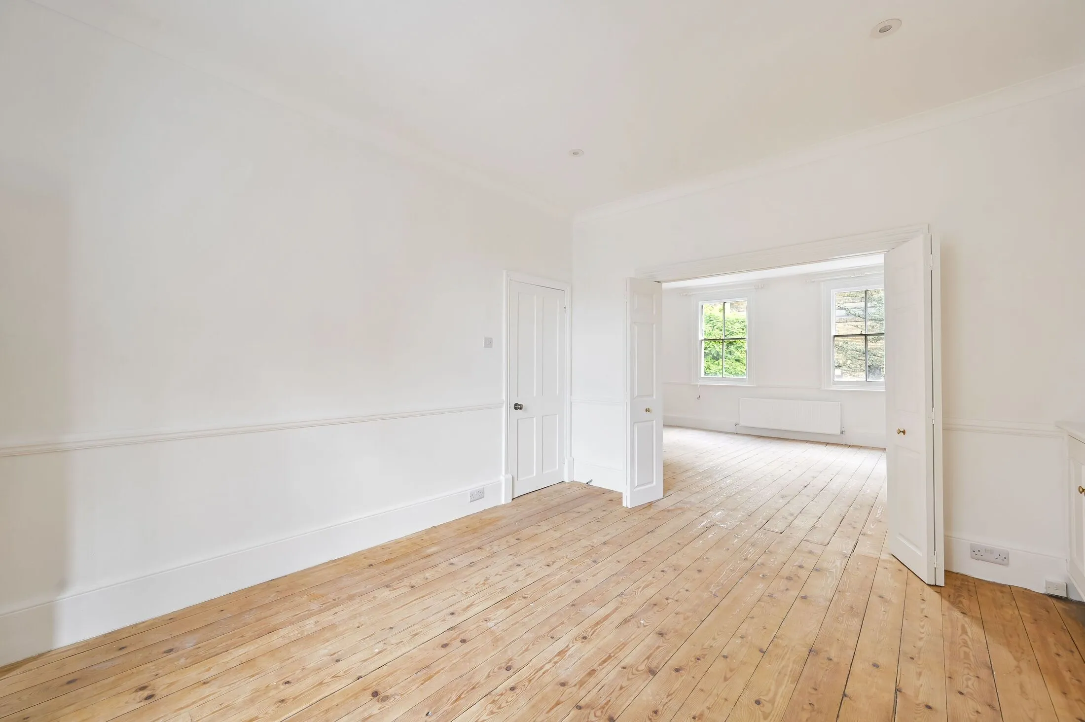 Flat Pembroke Road in Greater London