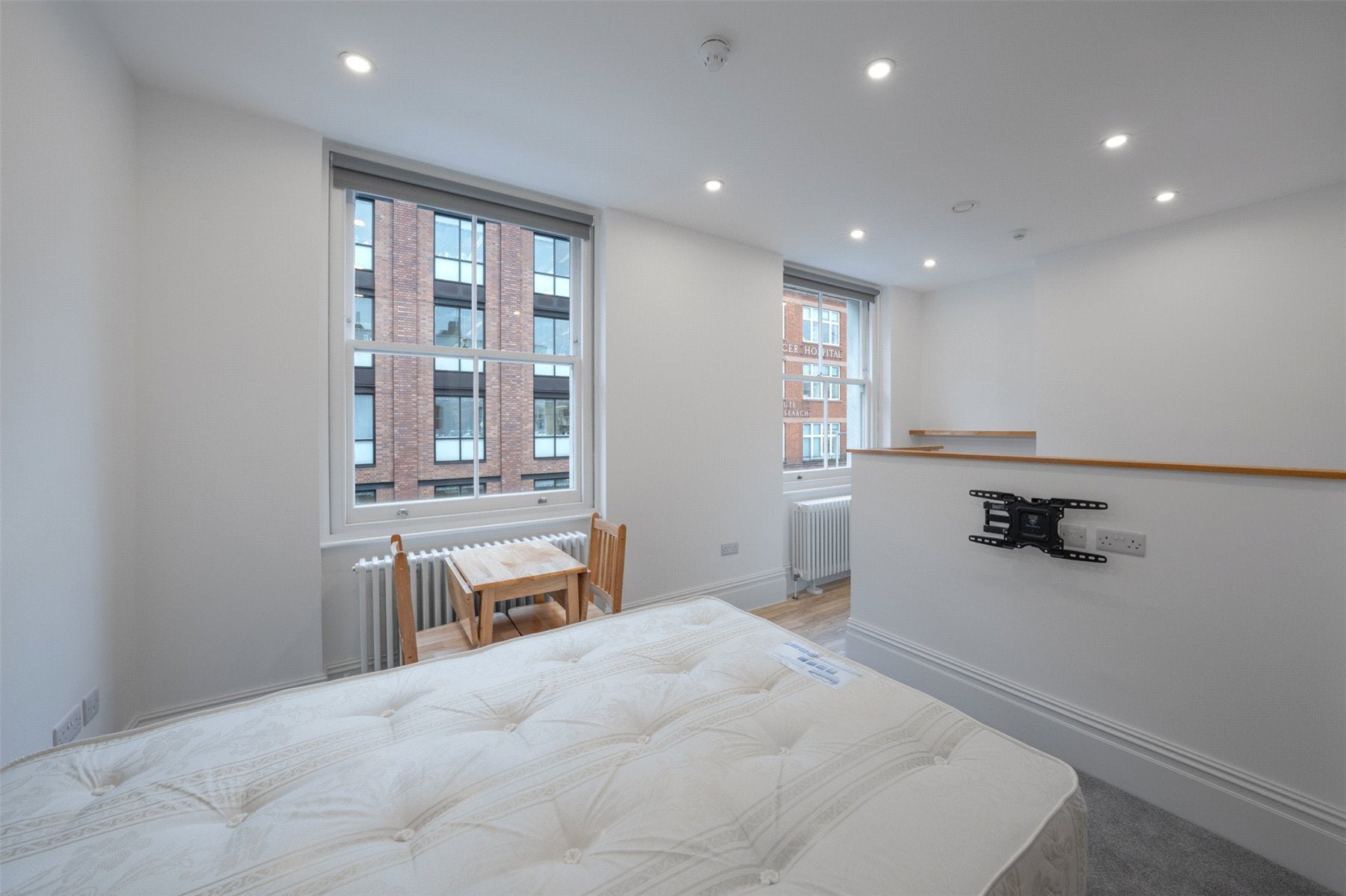 Flat Fulham Road in Greater London