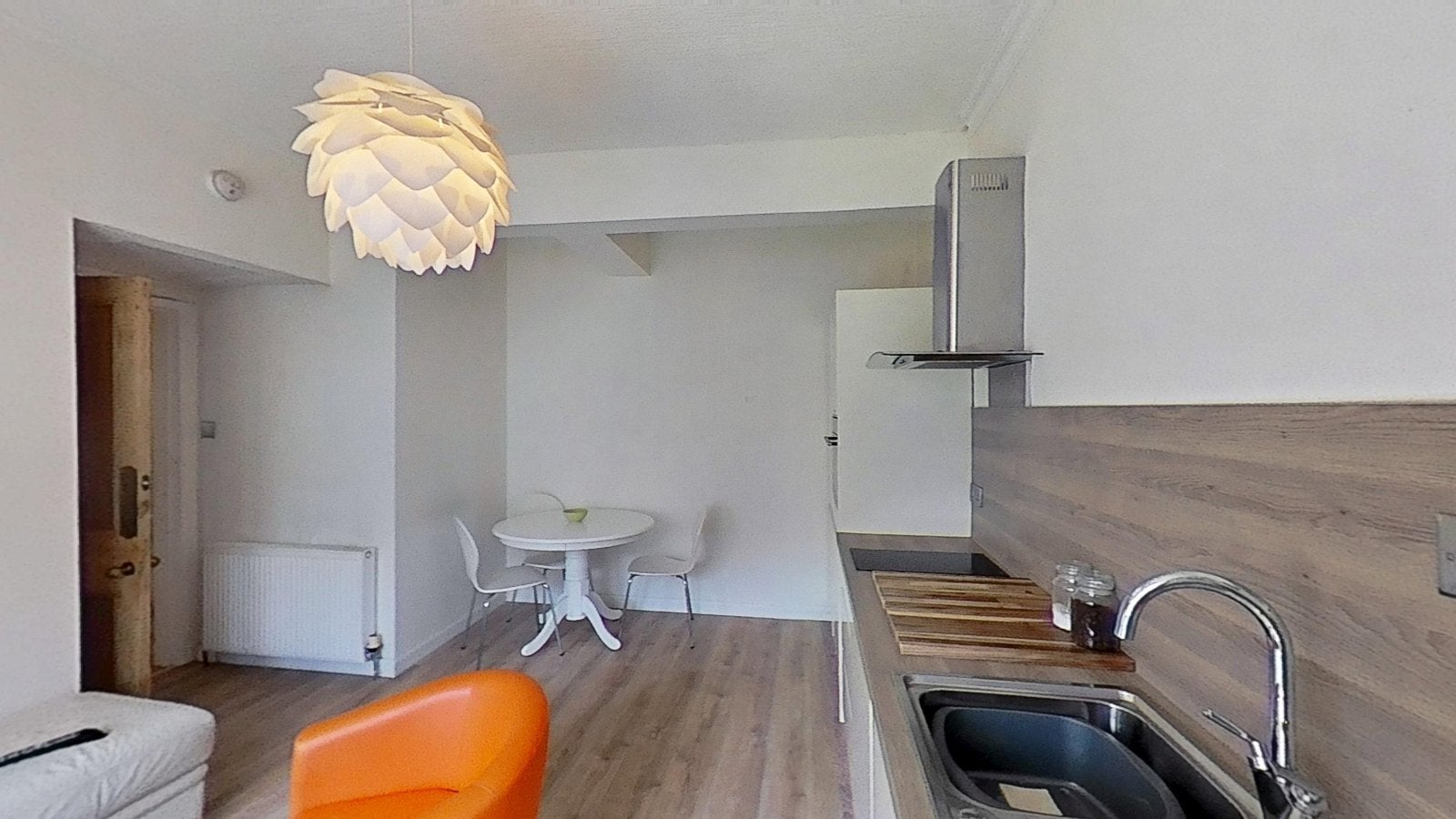 Flat Corstorphine High Street in City of Edinburgh