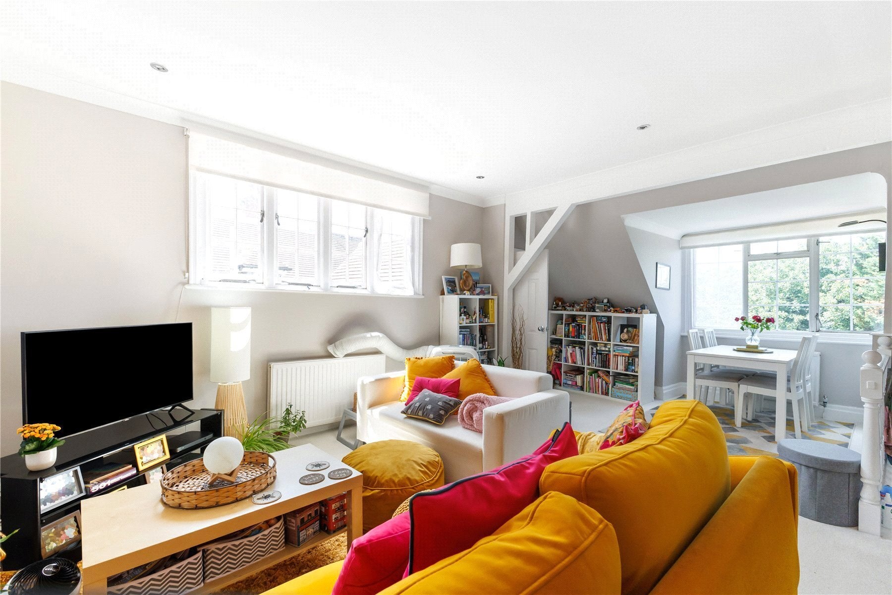 Flat Arthur Road in Greater London