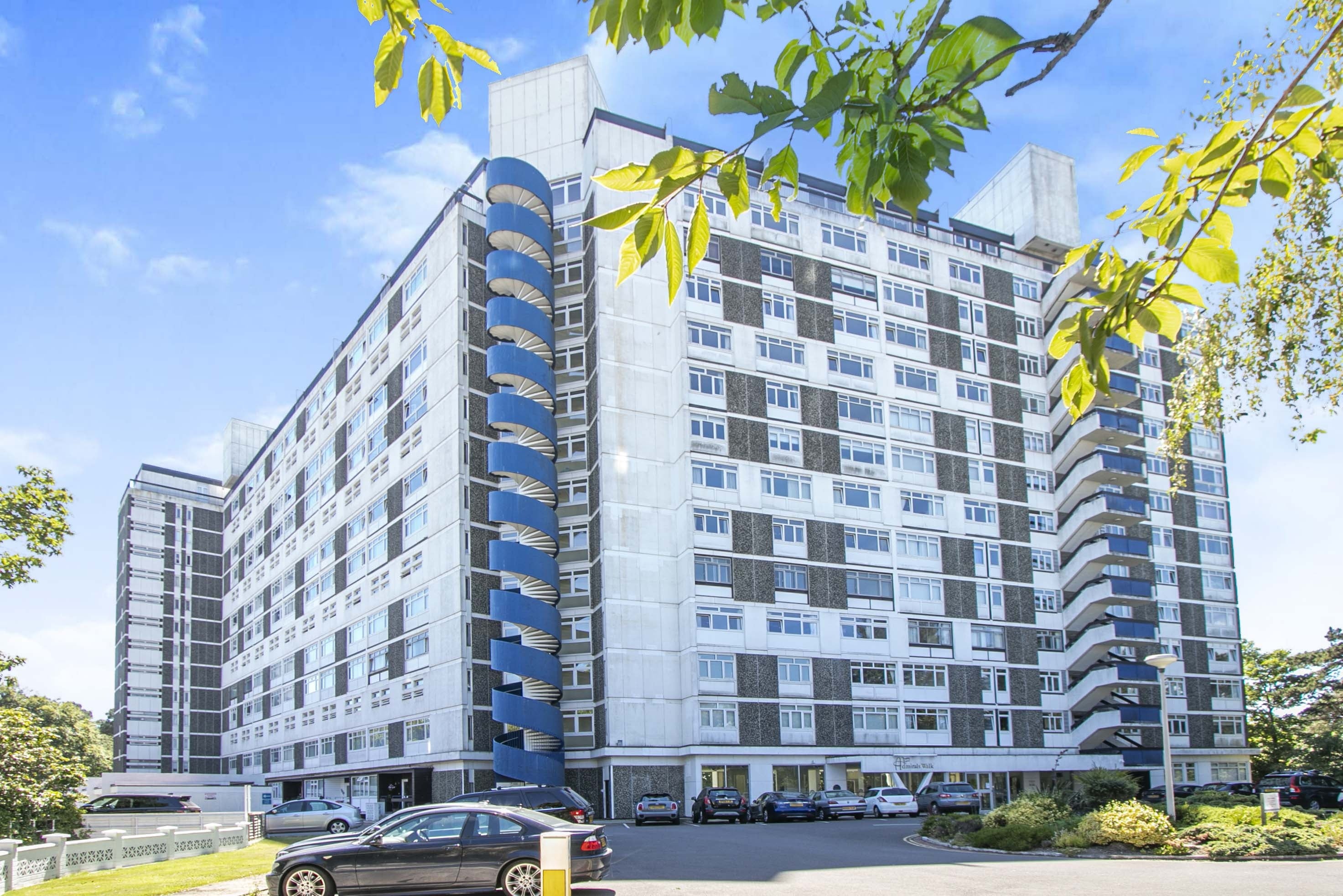 Flat Durley Gardens in Bournemouth