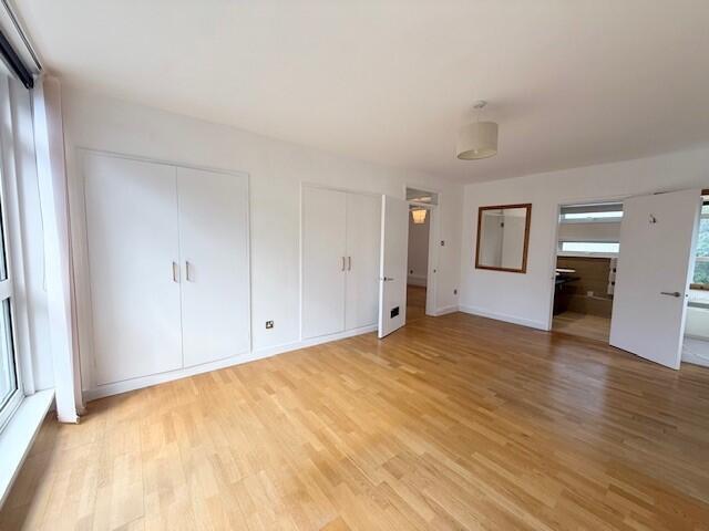 Flat Durley Gardens in Bournemouth