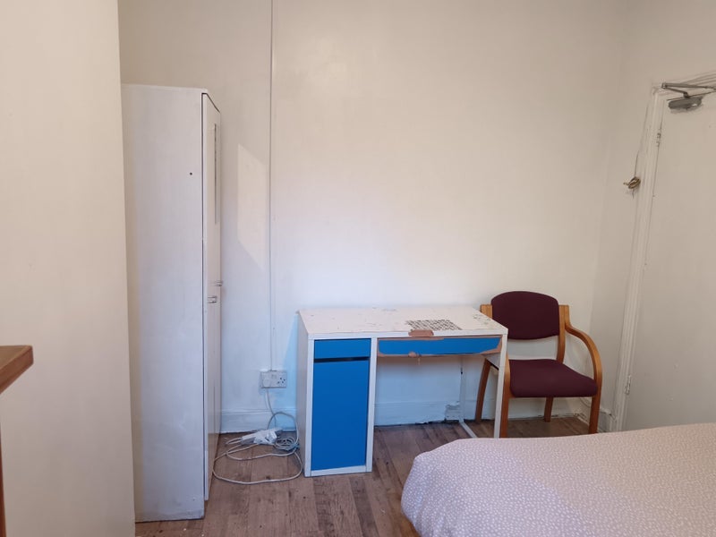 Room Green Street in Greater London