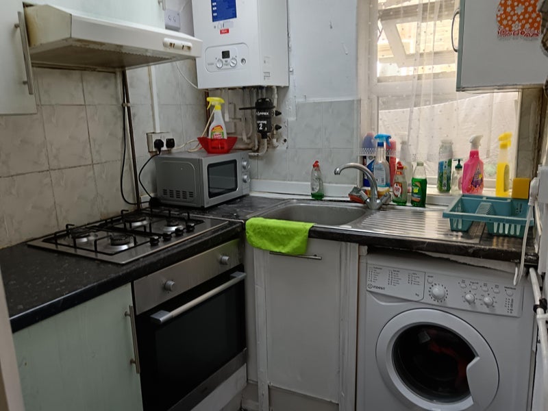 Room Green Street in Greater London
